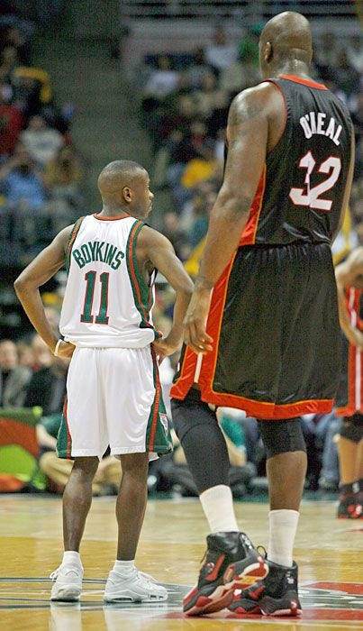 Login or Sign up | Nba sports, Sports basketball, Shaquille o'neal