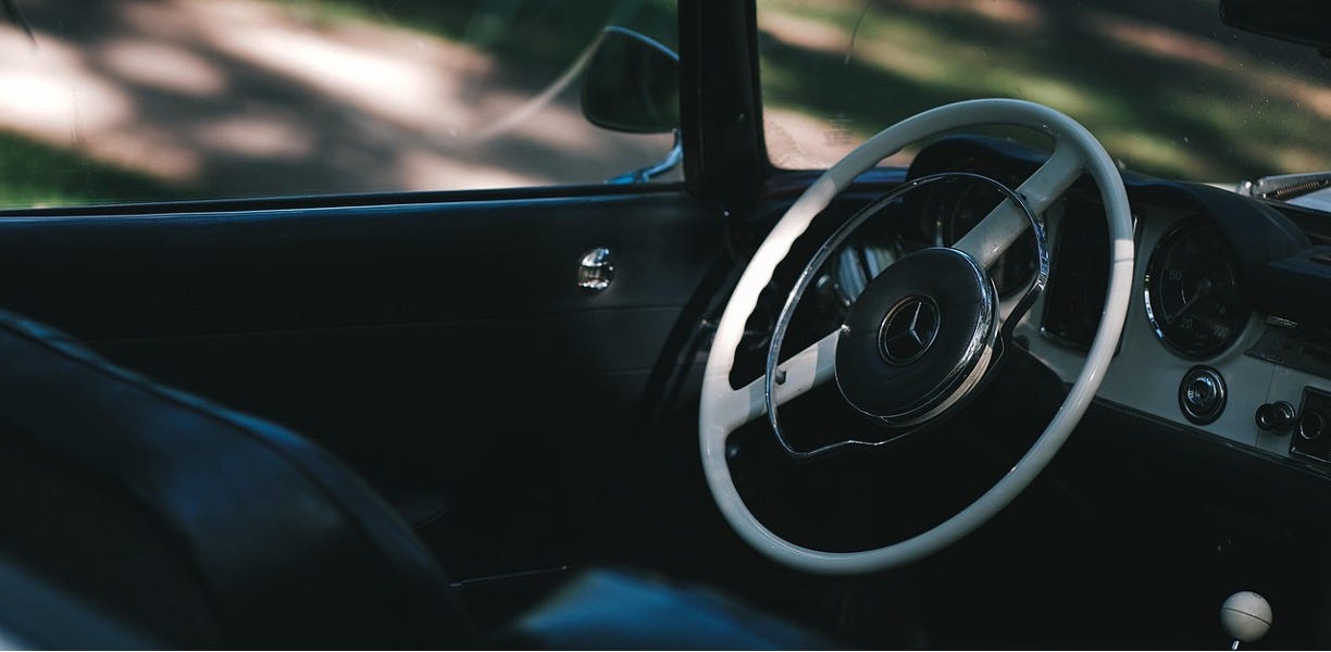 Image of a driving wheel in a car