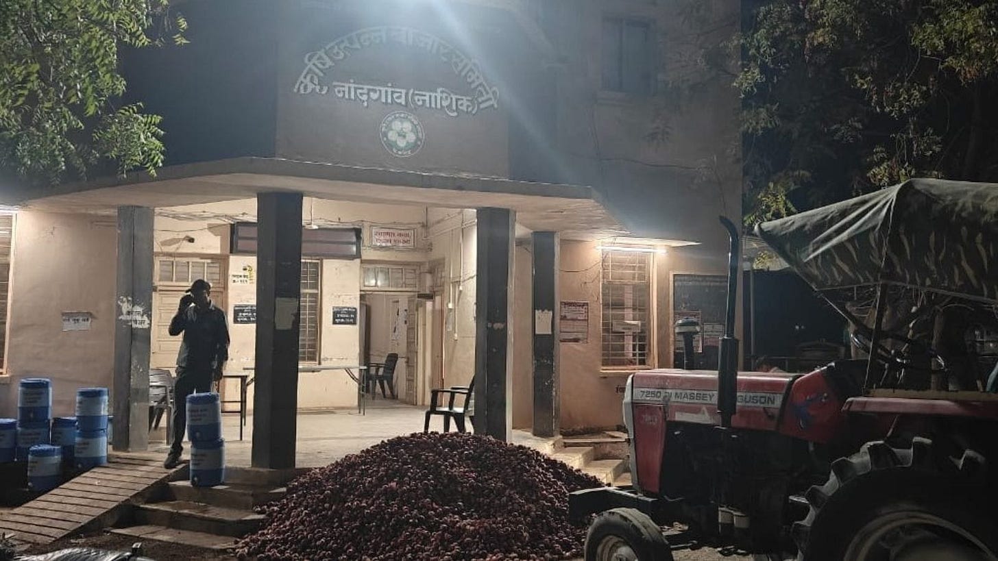 Nandgaon APMC, onion farmers, onion price crash