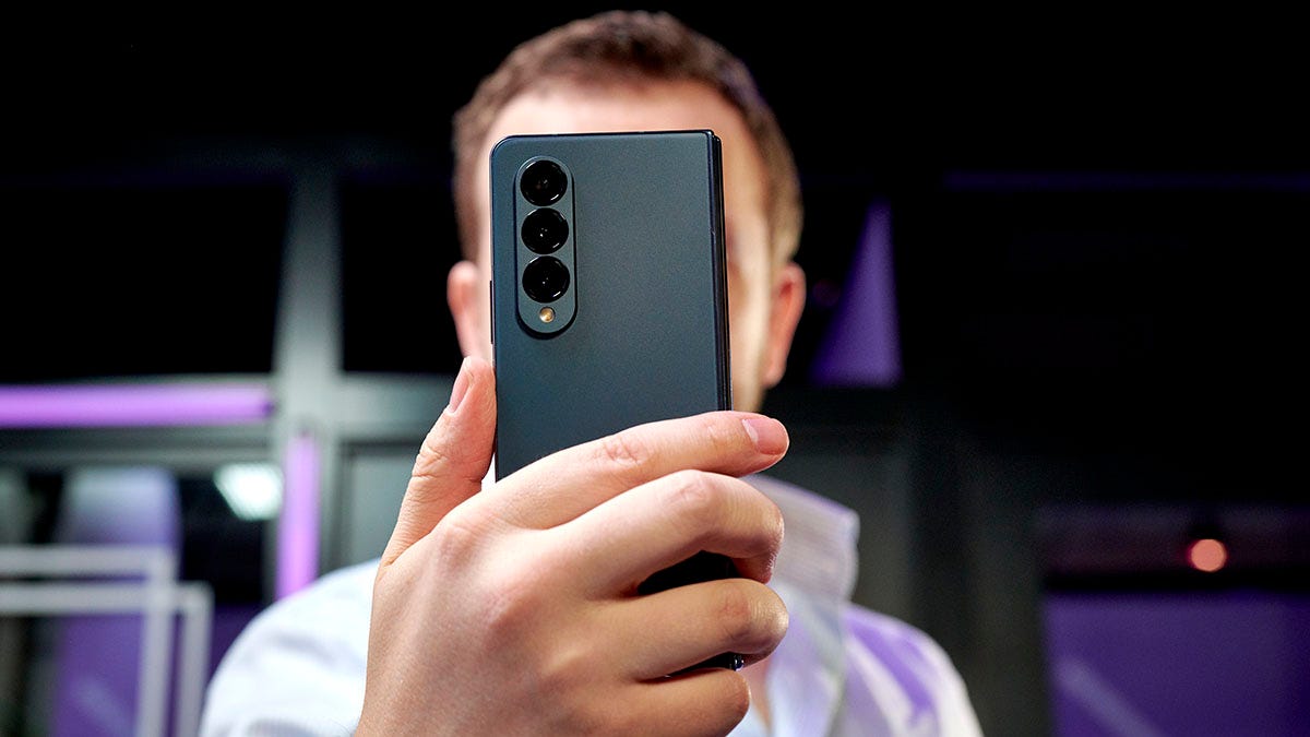 Samsung Galaxy Z Fold 4 review Samsung Galaxy Z Fold 4 review