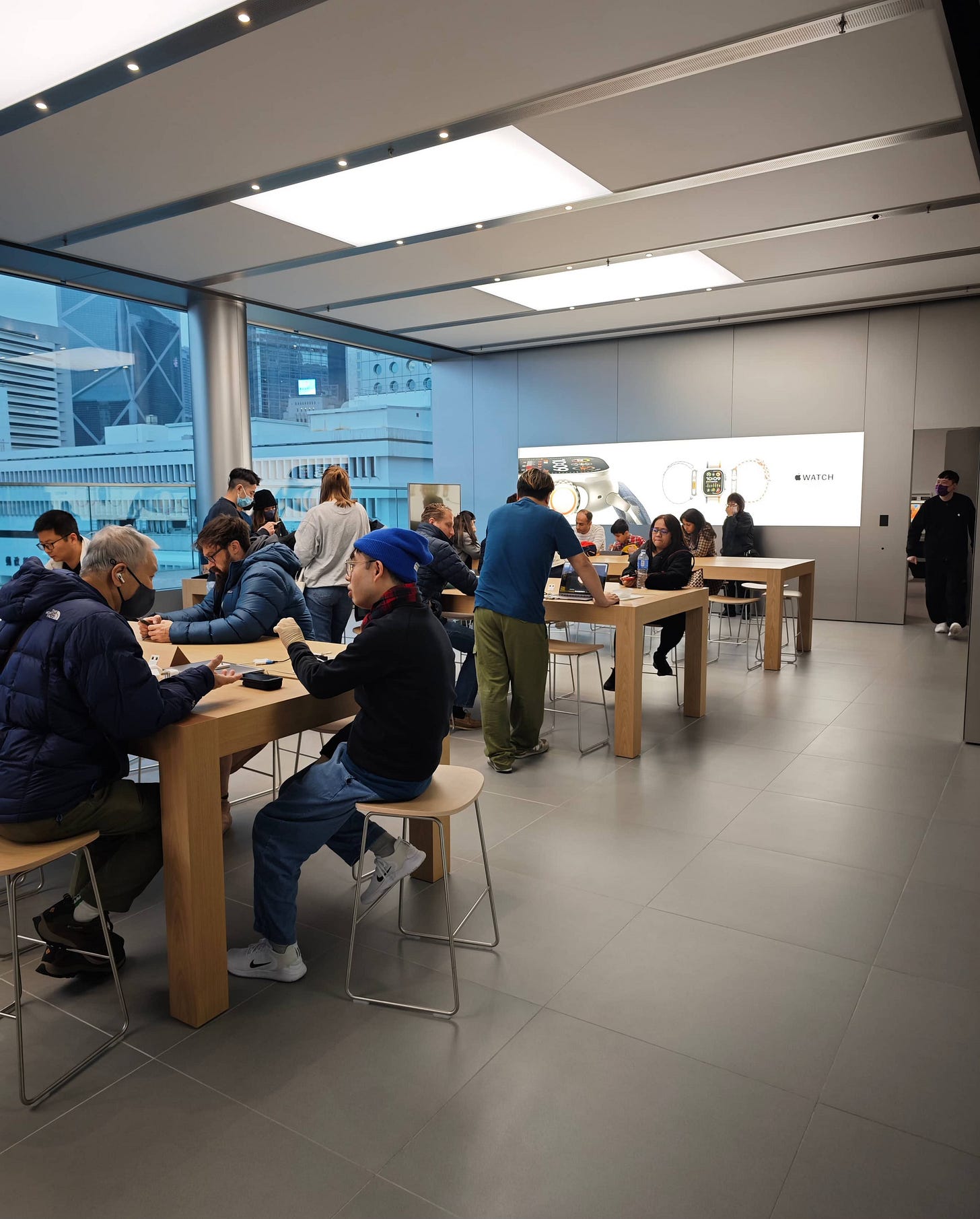 The renovated third floor of Apple ifc mall. A new wall has been built to house an expanded Backstage. The renovated third floor of Apple ifc mall. A new wall has been built to house an expanded Backstage.