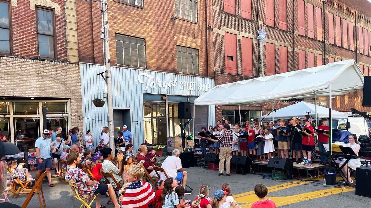 Can This Little Bookstore Save a Rust-Belt Town?