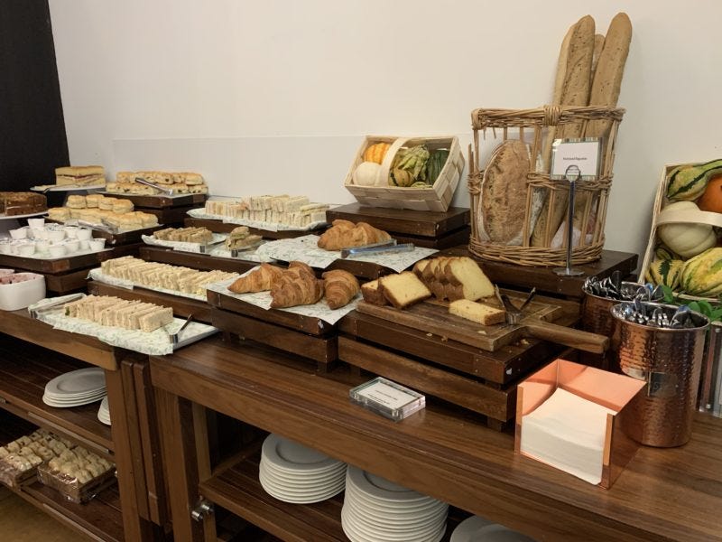 London Heathrow Galleries First Lounge T5 Review