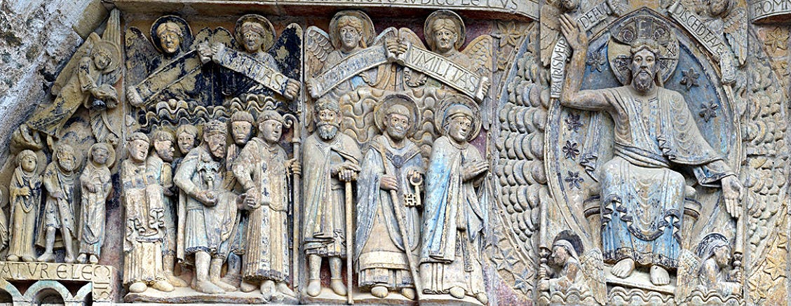 Détail du tympan de l’abbatiale de Conques - Le Christ et le cortège des justes Détail du tympan de l’abbatiale de Conques - Le Christ et le cortège des justes