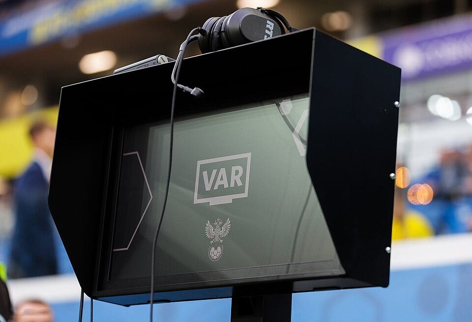 What VAR tells us about AI