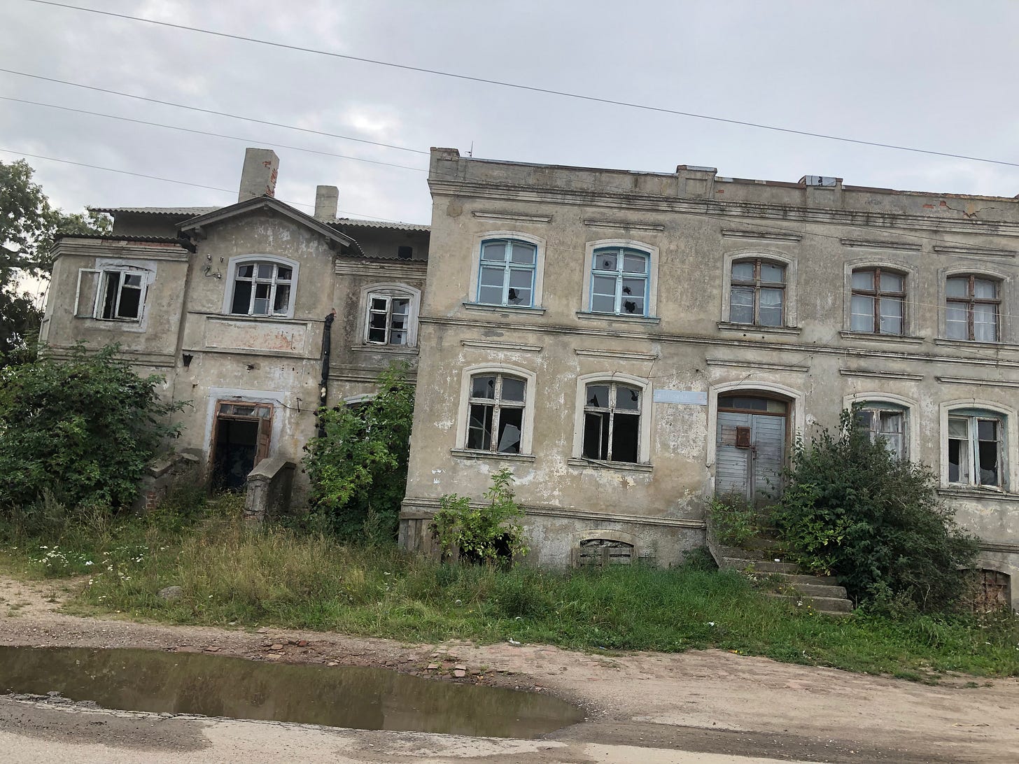 Empty German buildings in Kaliningrad Oblast, former East Prussia (Photo by Gabriele Goldstone)