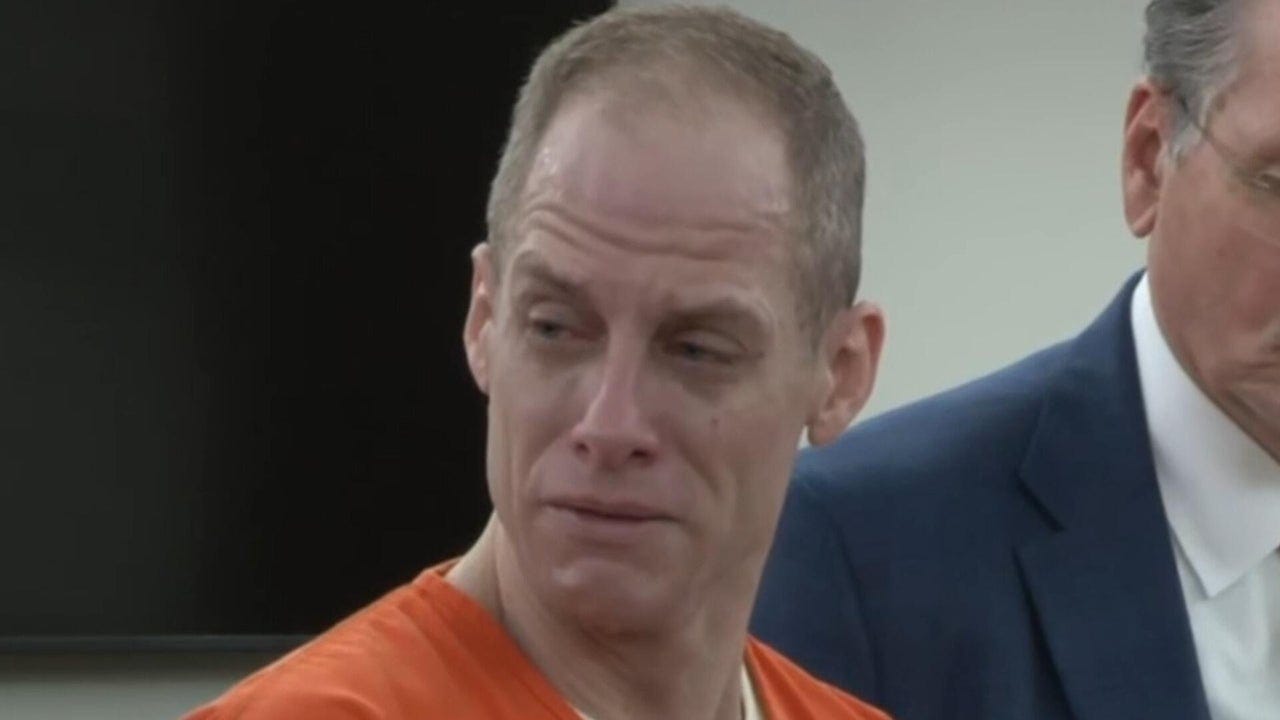 Former "American Idol" contestant Caleb Flynn sentenced to life in prison for wife's murder Former "American Idol" contestant Caleb Flynn sentenced to life in prison for wife's murder