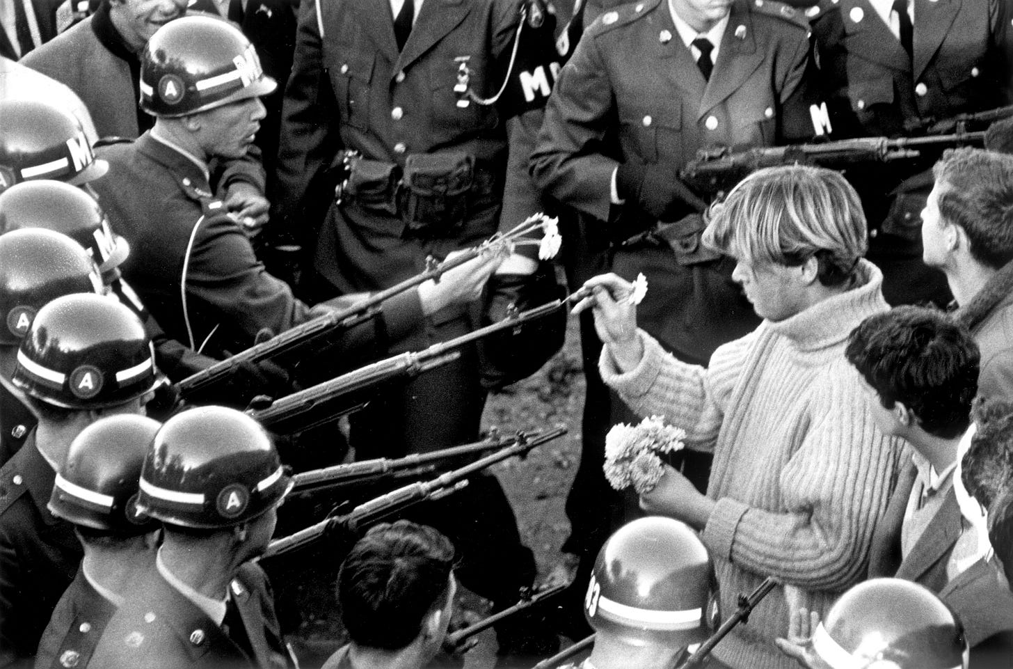 Vietnam War protests: The 1967 march on the Pentagon - The Washington Post Vietnam War protests: The 1967 march on the Pentagon - The Washington Post