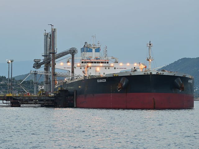 Oil Pipe Stack Oil Flows Return to Pre-War Levels Despite Iran’s Resurgent Hormuz ...