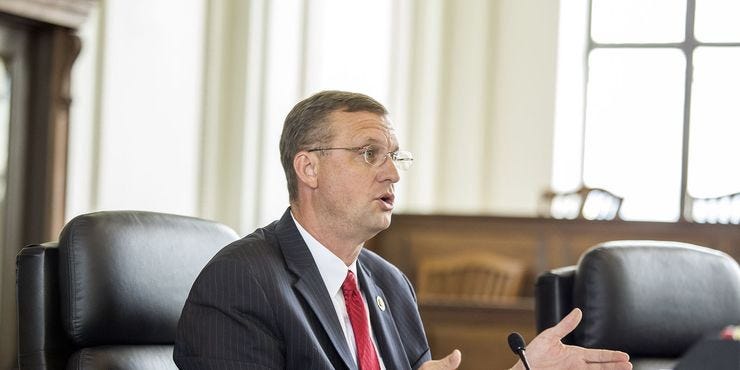 635703271822371994 bruinhearing 014