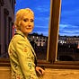 Julie's avatar