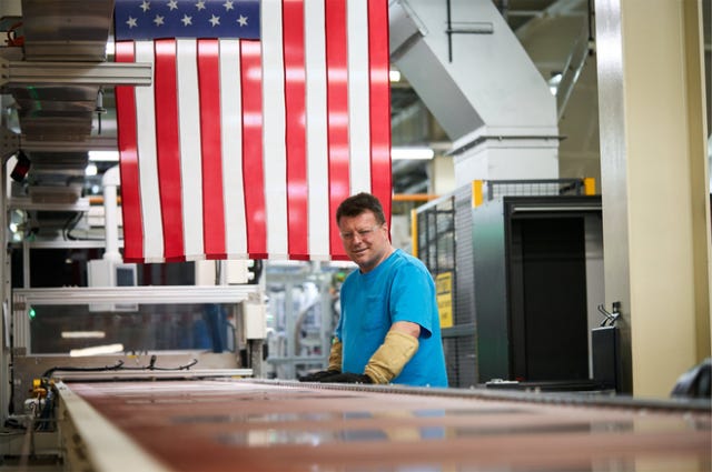 Through its new American Manufacturing Program, Apple is working with American suppliers like Corning to accelerate American manufacturing.