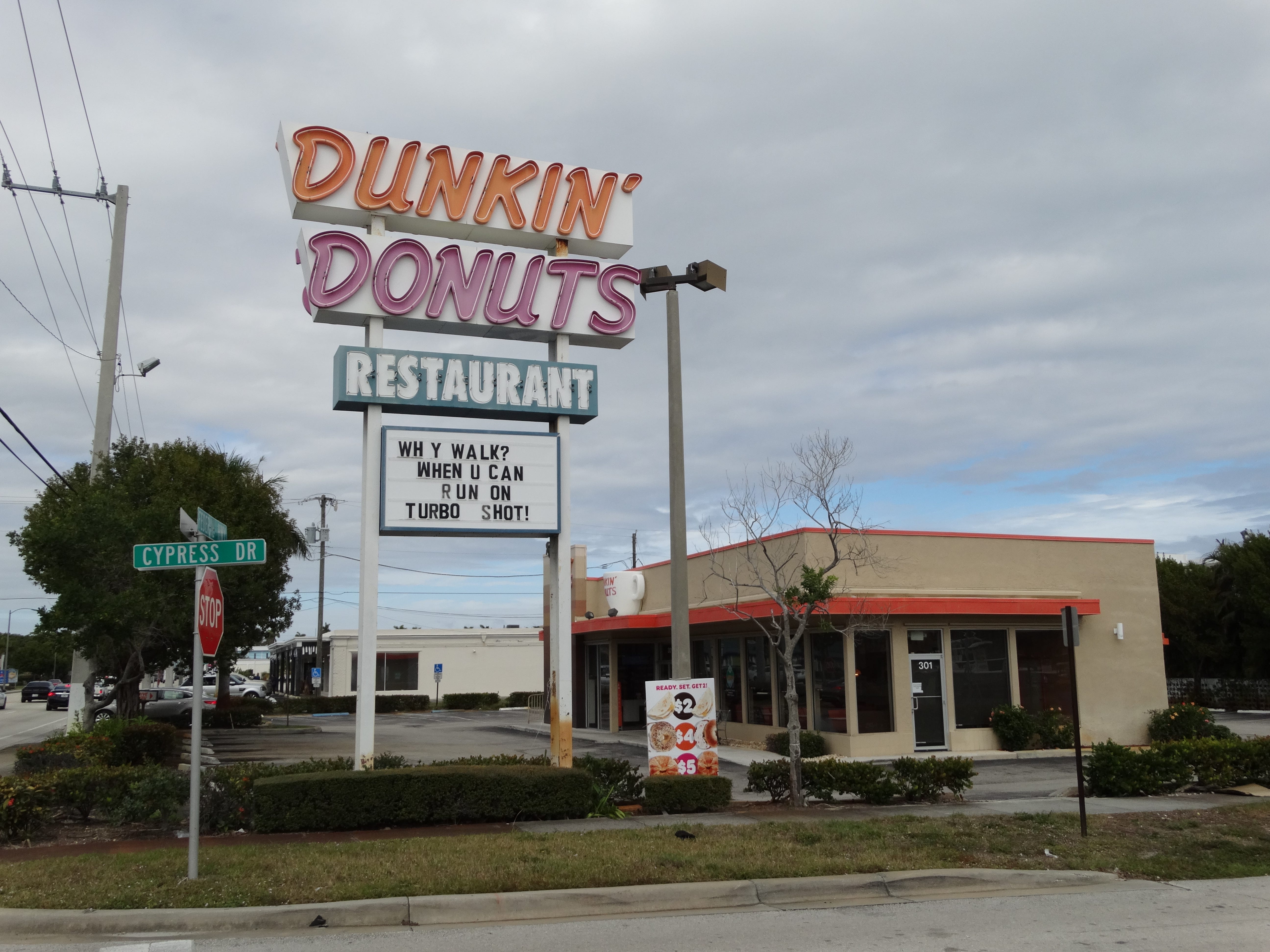 It's National Donut Day: Here are 2 dozen classic shops where the
