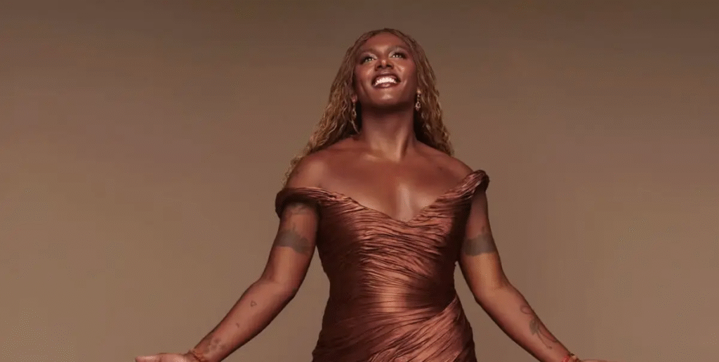 Grammy Latino 2025: Liniker vence 3 prêmios e Brasil brilha em noite histórica