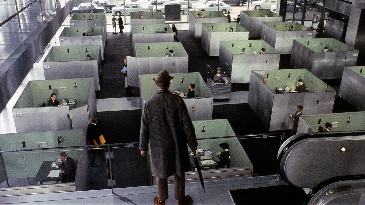 Dirigida por Jacques Tati, Playtime es una comedia de 1967. Dirigida por Jacques Tati, Playtime es una comedia de 1967.
