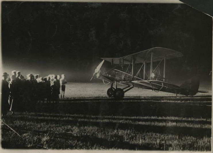 Biplane equipped with lights