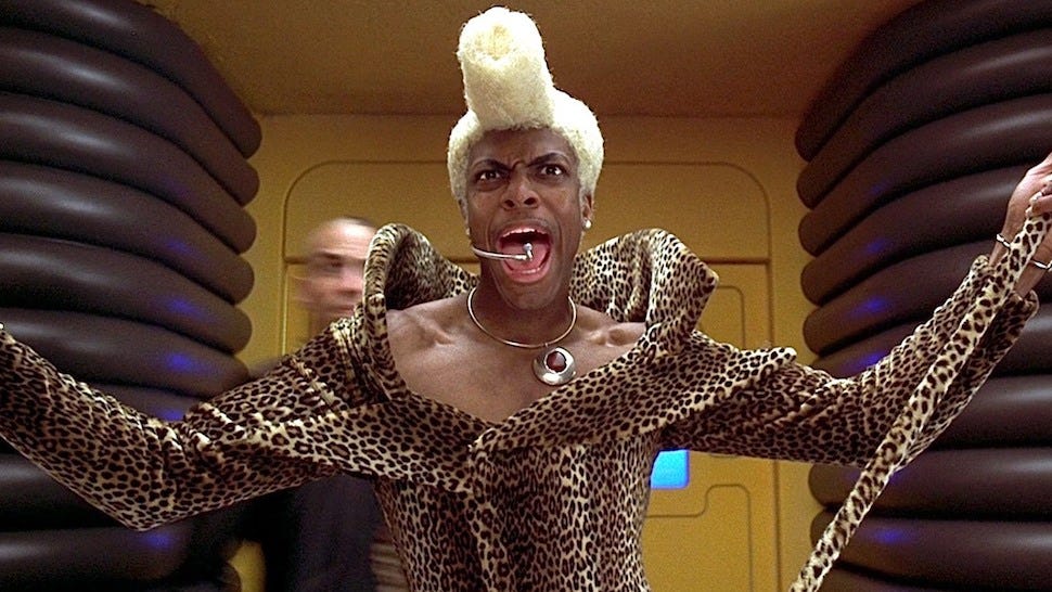 Film Guru Lad - Film Reviews: The Fifth Element Review