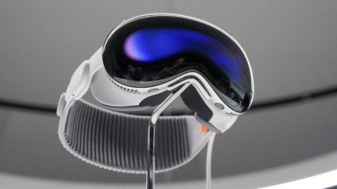 Apple is working on an affordable Vision Pro headset but it has reportedly  been delayed to 2027 - India Today