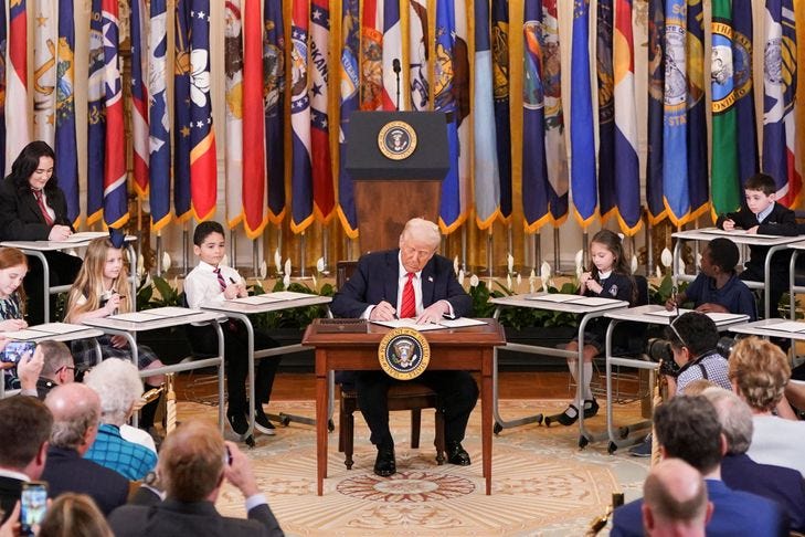 États-Unis : ce que pourrait changer le décret de Trump sur le démantèlement du ministère de l’éducation