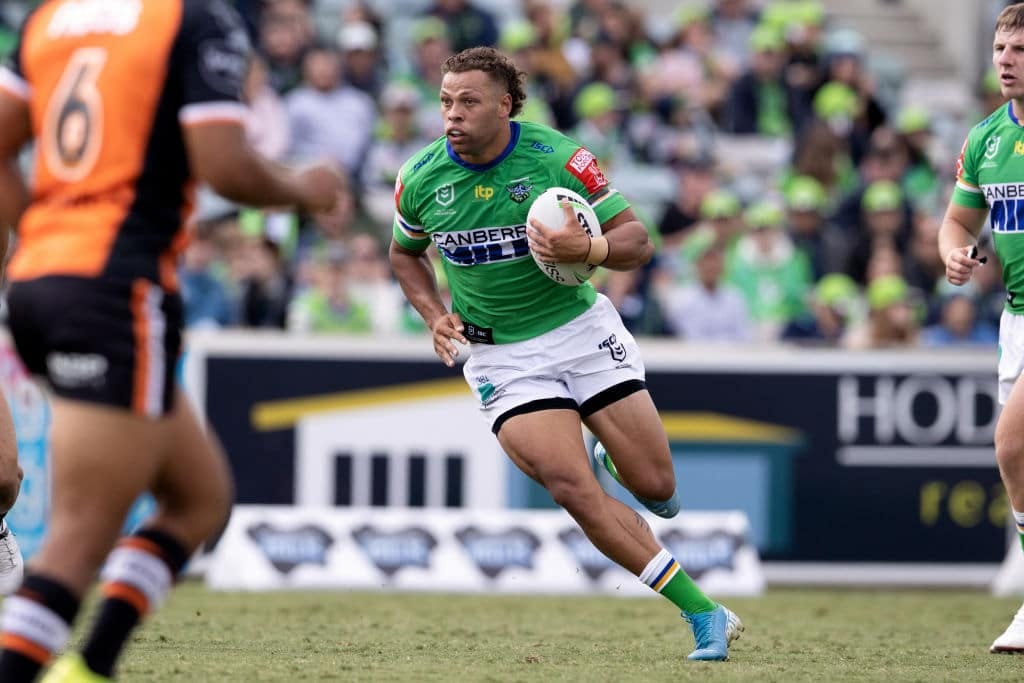 Kris and Savage re-sign with Raiders | Canberra Weekly