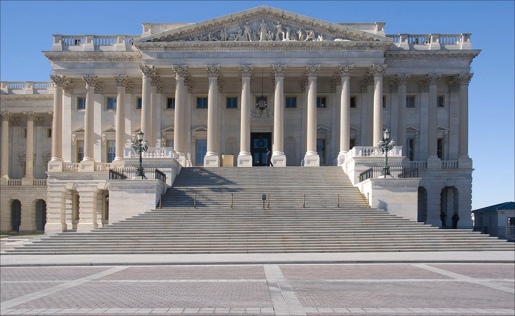 senators-support-selling-internet-history senators-support-selling-internet-history