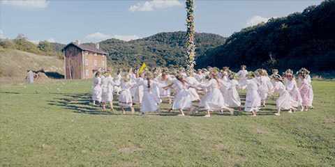 Midsommar (2019) – Movie Reviews Simbasible
