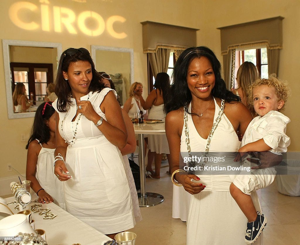 Sean "Diddy" Combs, Ashton Kutcher, CIROC and Malaria No More Host The 2009 White Party - Inside Sponsors
