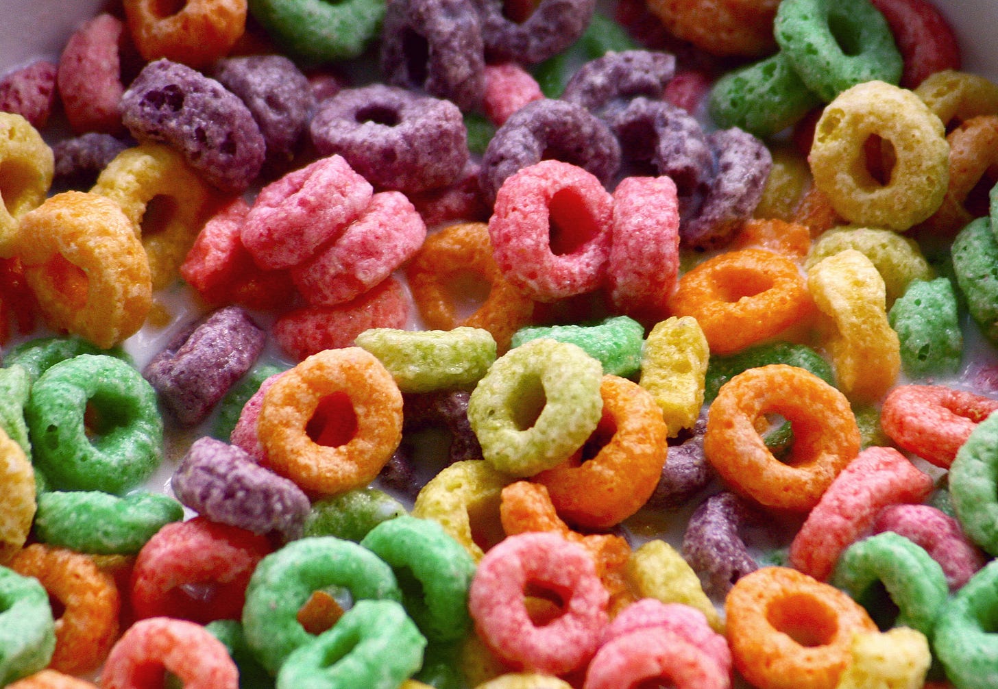 Close-up of colorful Fruit Loops cereal, the target of RFK Jr.'s food dye ban