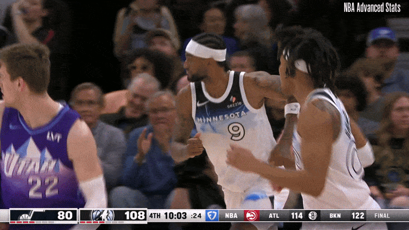 Clark crazy inbounds steal.mp4 [optimize output image]