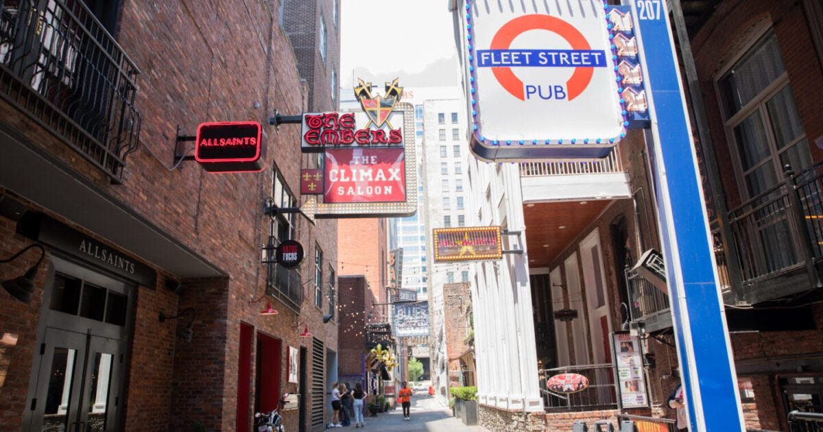 Fleet Street Pub | Nashville Guru