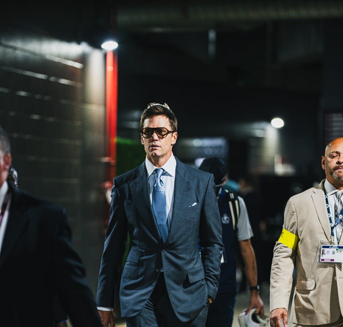 NFL sources debate Tom Brady's analyst/owner duality ahead of Raiders-Commanders