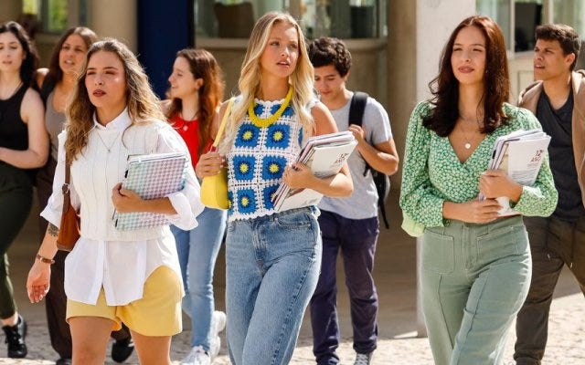 Morangos Com Açúcar - Desilusão! Fãs acusam TVI de copiar série espanhola  Elite | Nova Gente