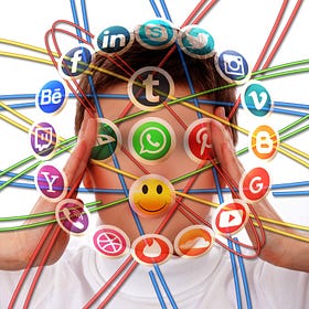 L’Agenzia non ci spia sui social… che sollievo!