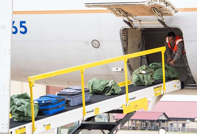 Baggage Loading Ramp ️ Volume 12: Airport Ramp Baggage Handlers