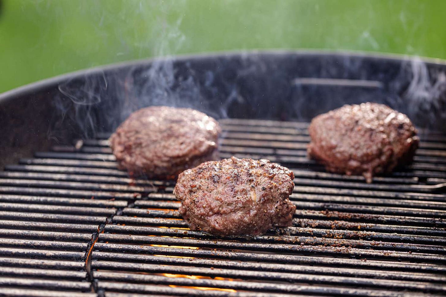 How Long to Grill a Burger