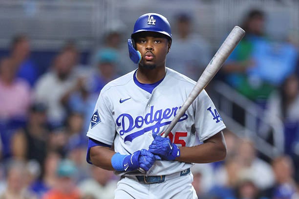Dodgers Notes: Clarity on Freeman’s Knee, Updates on Sasaki & Díaz and De Paula’s Left-Field Debut
