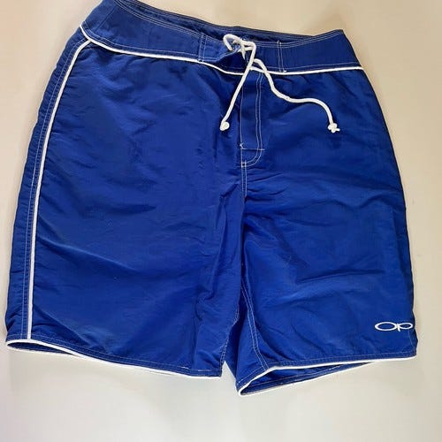 The forgotten vintage surf brand no one is shopping on eBay