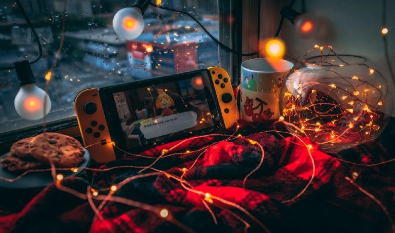 Game Narrative and storytelling through mobile device and atmospheric lighting