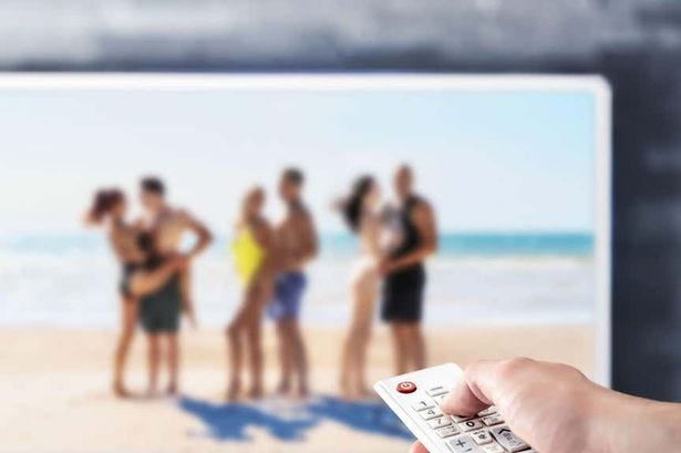 Producers are able to take shopping list requests from the contestants