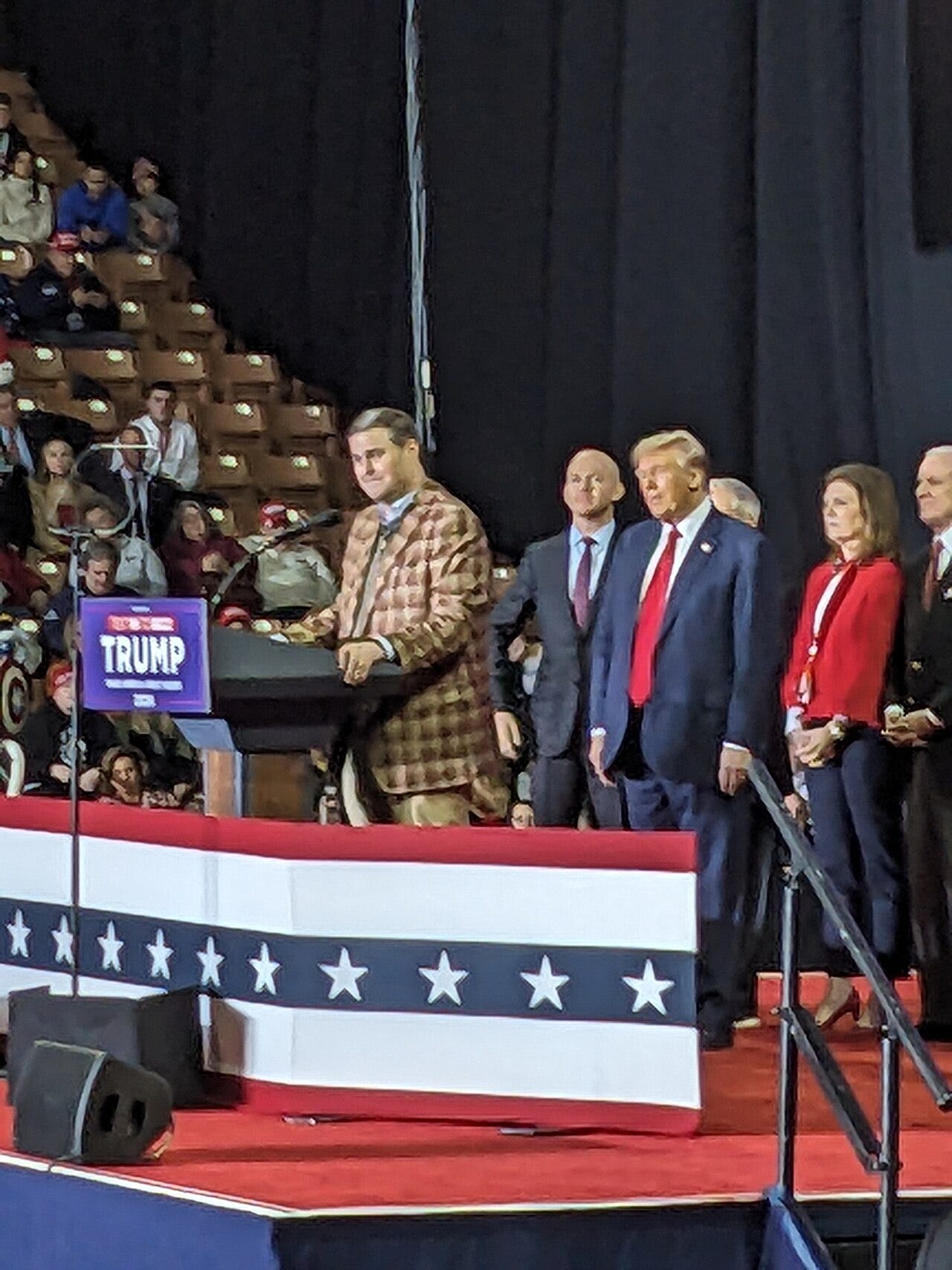 Photo: Artaxerxes / Wikimedia Commons (CC BY-SA 4.0) Donald Trump for President rally at SNHU Arena in downtown Manchester, New Hampshire.