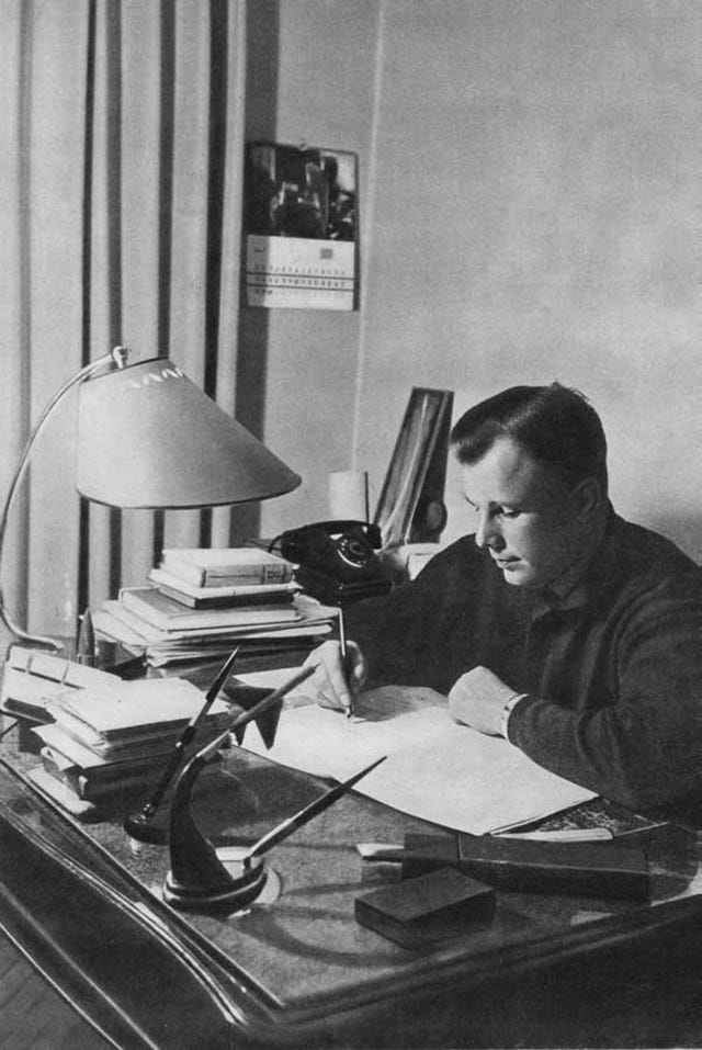 Yuri Gagarin: Everyday photos of the First Man in Space, 1960s - Rare Historical Photos Yuri Gagarin: Everyday photos of the First Man in Space, 1960s - Rare Historical Photos