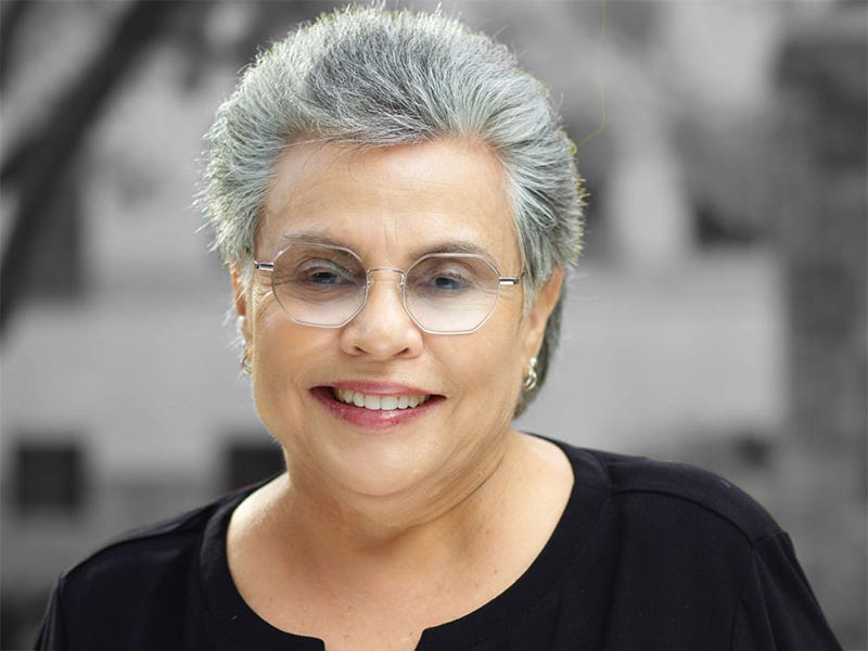 Ana María Simo: “Cuba es dolorosa. Trato de no verla”
