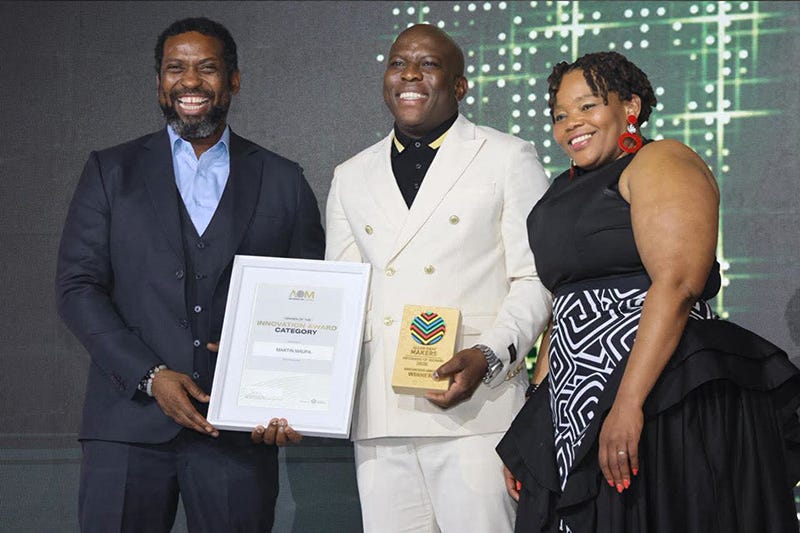 From left are Minister of Higher Education Buti Manamela, Martin Maupa, and Zimkhitha Peter, CEO of Allan and Gill Gray. From left are Minister of Higher Education Buti Manamela, Martin Maupa, and Zimkhitha Peter, CEO of Allan and Gill Gray.