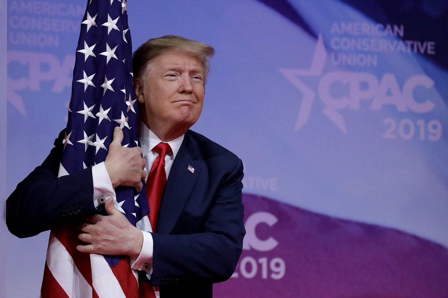 SE Cupp: How I felt watching Trump hug our flag (opinion) | CNN
