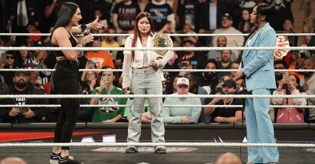 Bianca Belair reacts with a one-word message after incident with Rhea Ripley  and IYO SKY