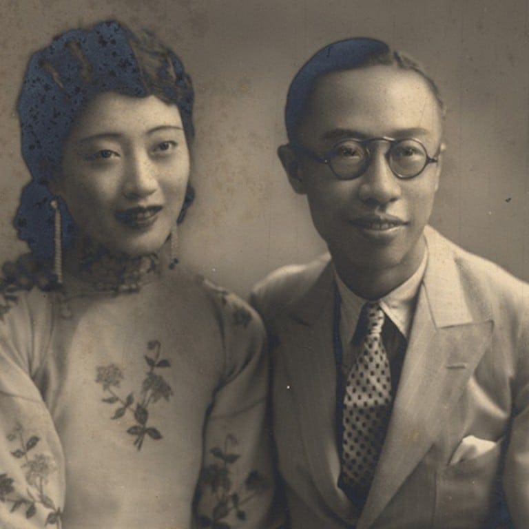 Empress Wanrong (left) and Puyi.