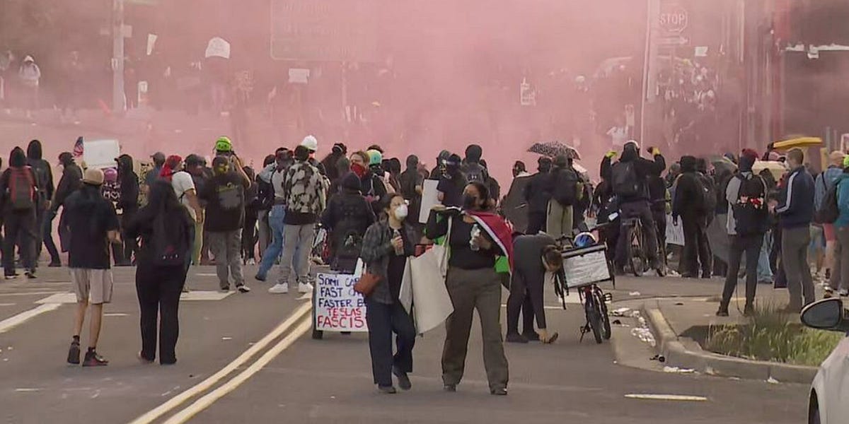 Portland radicals &ldquo;Find Out&rdquo;