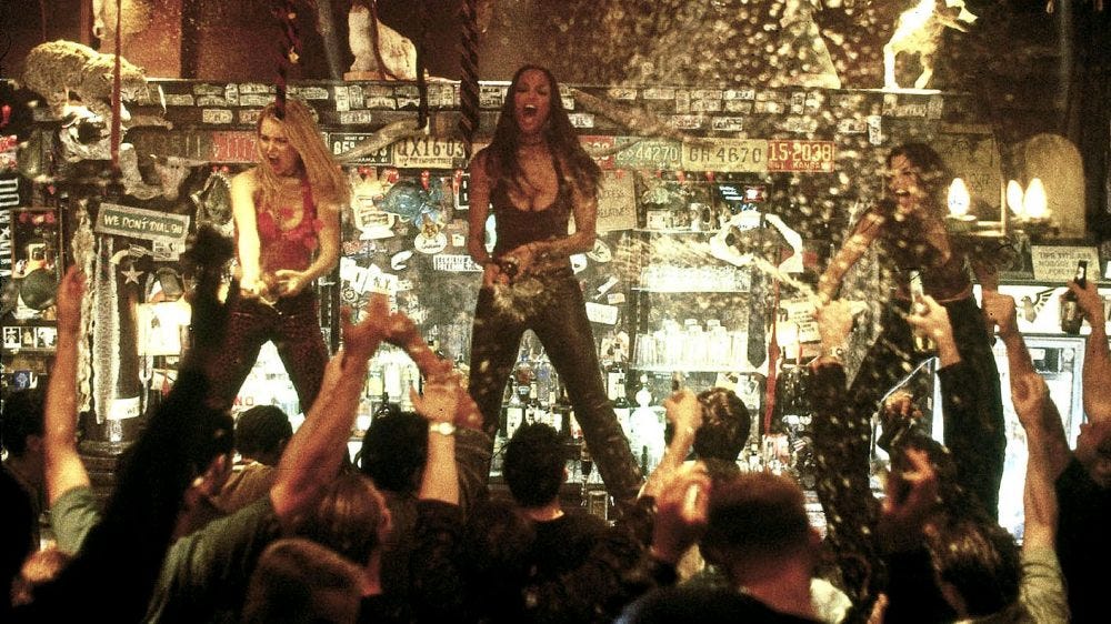 Coyote Ugly' Oral History: Tyra Banks and Piper Perabo Tell-All