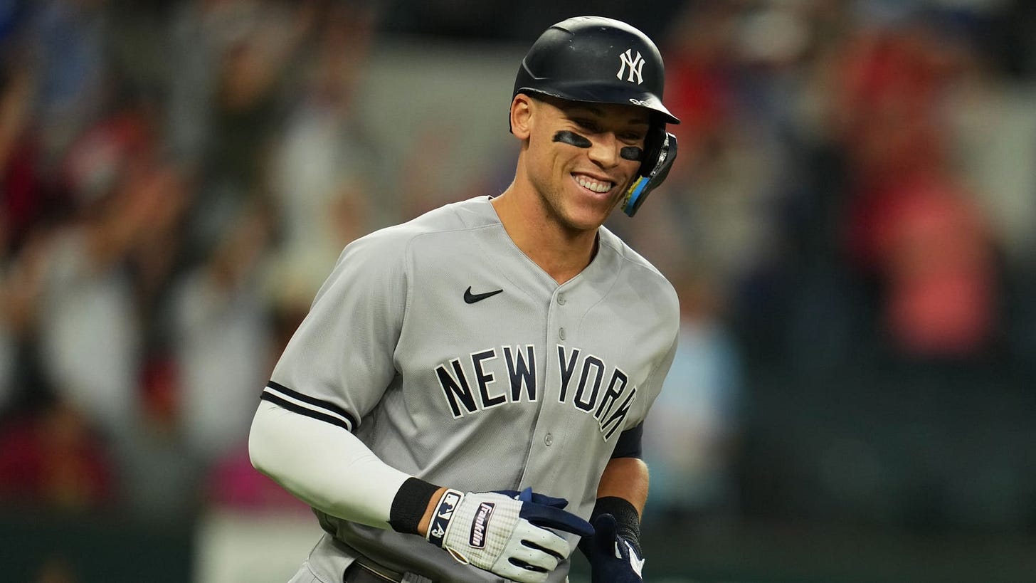 aaron judge running the bases