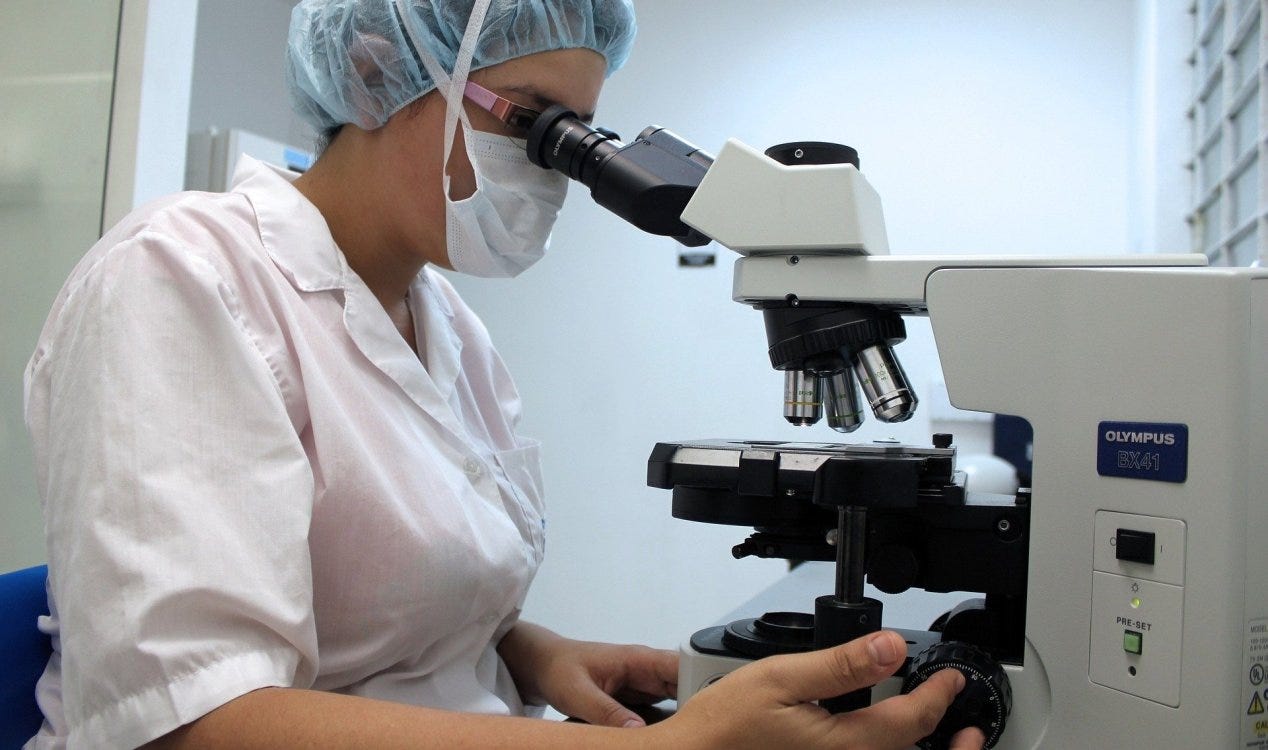 Uma liberação acidental de vírus desencadeou a pandemia de "Gripe Russa" de 1977? Uma liberação acidental de vírus desencadeou a pandemia de "Gripe Russa" de 1977?